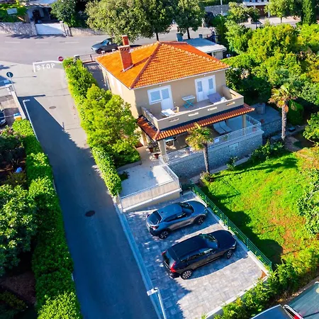 Villa Marica Tiny House In Krk City Centre Krk Town Exterior foto