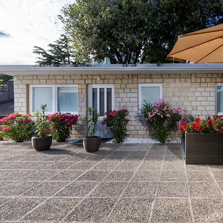 Villa Marica Tiny House In Krk City Centre Krk Town Exterior foto